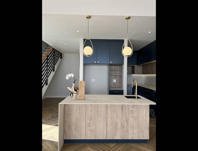 4 BEDROOM HOUSE FOR SALE IN SANDOWN